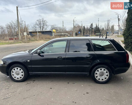Черный Ауди А4, объемом двигателя 2.5 л и пробегом 275 тыс. км за 2800 $, фото 5 на Automoto.ua