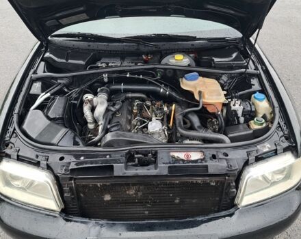 Черный Ауди А4, объемом двигателя 0 л и пробегом 200 тыс. км за 1750 $, фото 3 на Automoto.ua