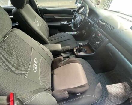 Черный Ауди А4, объемом двигателя 1.6 л и пробегом 290 тыс. км за 4800 $, фото 5 на Automoto.ua