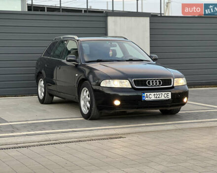 Черный Ауди А4, объемом двигателя 2.5 л и пробегом 429 тыс. км за 3650 $, фото 2 на Automoto.ua