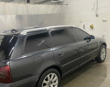 Черный Ауди А4, объемом двигателя 2.39 л и пробегом 345 тыс. км за 4600 $, фото 1 на Automoto.ua