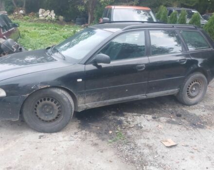 Черный Ауди А4, объемом двигателя 2.5 л и пробегом 300 тыс. км за 2000 $, фото 2 на Automoto.ua