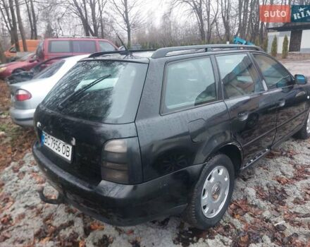 Черный Ауди А4, объемом двигателя 2.5 л и пробегом 300 тыс. км за 1800 $, фото 2 на Automoto.ua