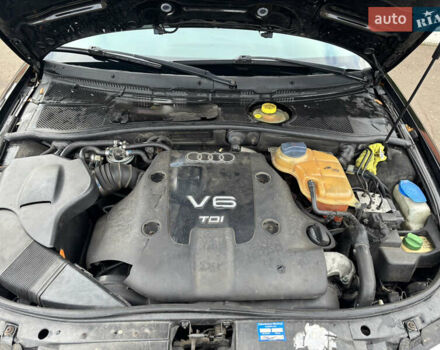 Черный Ауди А4, объемом двигателя 2.5 л и пробегом 275 тыс. км за 2800 $, фото 8 на Automoto.ua