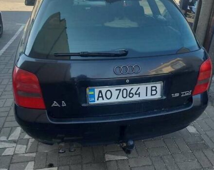 Чорний Ауді А4, об'ємом двигуна 1.9 л та пробігом 356 тис. км за 3750 $, фото 4 на Automoto.ua