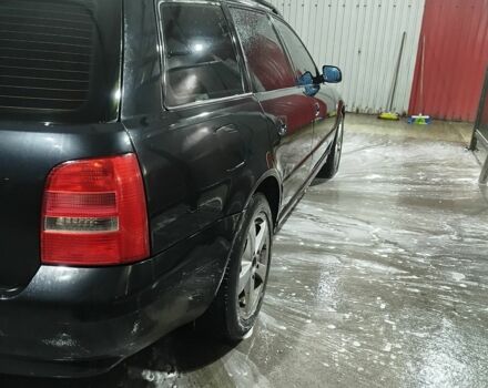 Черный Ауди А4, объемом двигателя 1.8 л и пробегом 275 тыс. км за 3555 $, фото 4 на Automoto.ua