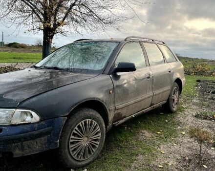 Черный Ауди А4, объемом двигателя 1.9 л и пробегом 2 тыс. км за 600 $, фото 1 на Automoto.ua