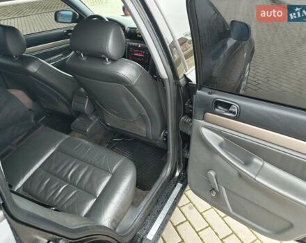 Черный Ауди А4, объемом двигателя 1.9 л и пробегом 258 тыс. км за 5600 $, фото 13 на Automoto.ua