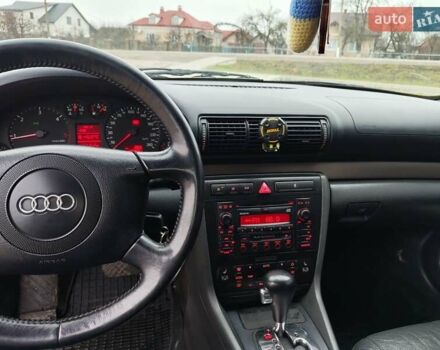 Черный Ауди А4, объемом двигателя 1.9 л и пробегом 258 тыс. км за 5600 $, фото 4 на Automoto.ua