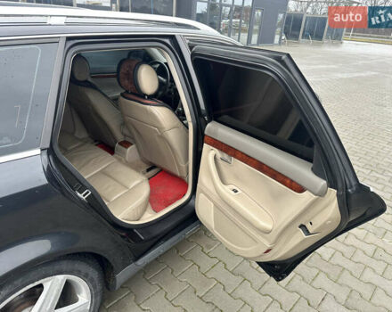 Черный Ауди А4, объемом двигателя 2.5 л и пробегом 330 тыс. км за 4750 $, фото 9 на Automoto.ua