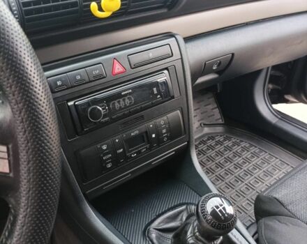 Черный Ауди А4, объемом двигателя 1.9 л и пробегом 350 тыс. км за 4200 $, фото 6 на Automoto.ua