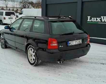 Черный Ауди А4, объемом двигателя 1.8 л и пробегом 250 тыс. км за 1596 $, фото 4 на Automoto.ua