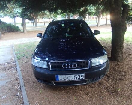 Черный Ауди А4, объемом двигателя 2.5 л и пробегом 440 тыс. км за 3000 $, фото 1 на Automoto.ua