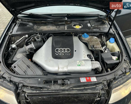 Черный Ауди А4, объемом двигателя 2.5 л и пробегом 330 тыс. км за 4750 $, фото 13 на Automoto.ua