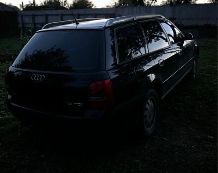 Черный Ауди А4, объемом двигателя 1.9 л и пробегом 300 тыс. км за 3600 $, фото 1 на Automoto.ua
