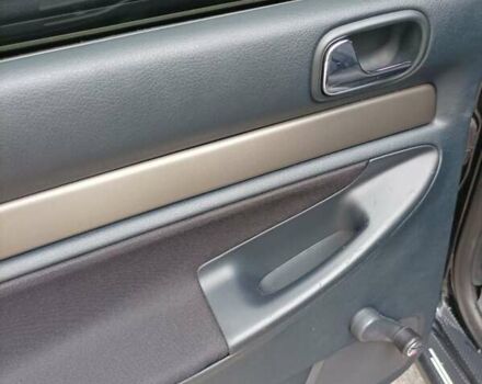 Черный Ауди А4, объемом двигателя 1.9 л и пробегом 345 тыс. км за 4200 $, фото 14 на Automoto.ua