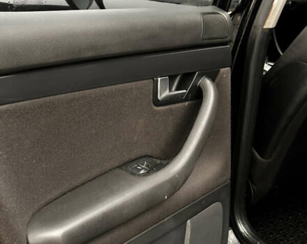 Черный Ауди А4, объемом двигателя 2.5 л и пробегом 340 тыс. км за 4999 $, фото 23 на Automoto.ua