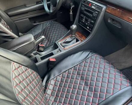 Черный Ауди А4, объемом двигателя 2.5 л и пробегом 350 тыс. км за 4999 $, фото 4 на Automoto.ua