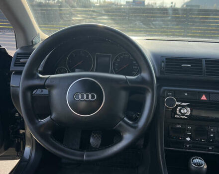 Чорний Ауді А4, об'ємом двигуна 1.9 л та пробігом 486 тис. км за 5700 $, фото 5 на Automoto.ua