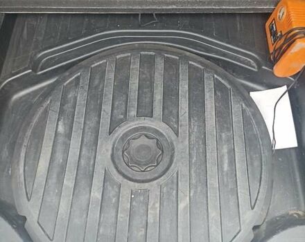 Черный Ауди А4, объемом двигателя 2.5 л и пробегом 315 тыс. км за 5200 $, фото 15 на Automoto.ua