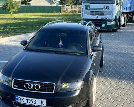 Ауді А4 2002 у Вінниці на Automoto.ua Чорний Ауді А4, об'ємом двигуна 2 л та пробігом 367 тис. км за 4750 $, фото 6 на Automoto.ua