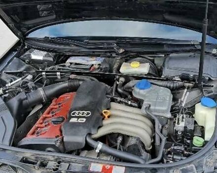 Чорний Ауді А4, об'ємом двигуна 2 л та пробігом 300 тис. км за 4400 $, фото 5 на Automoto.ua