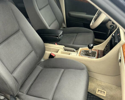 Черный Ауди А4, объемом двигателя 1.9 л и пробегом 440 тыс. км за 2400 $, фото 15 на Automoto.ua