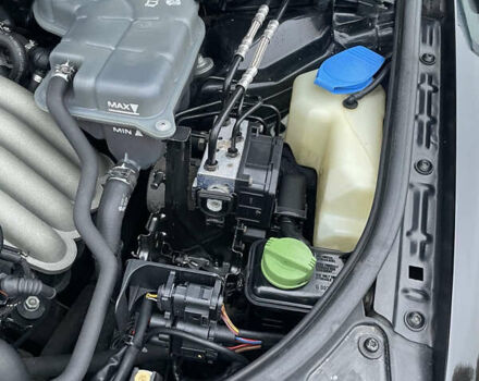 Черный Ауди А4, объемом двигателя 1.6 л и пробегом 224 тыс. км за 4900 $, фото 5 на Automoto.ua