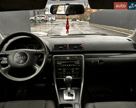 Черный Ауди А4, объемом двигателя 2.5 л и пробегом 340 тыс. км за 4999 $, фото 26 на Automoto.ua