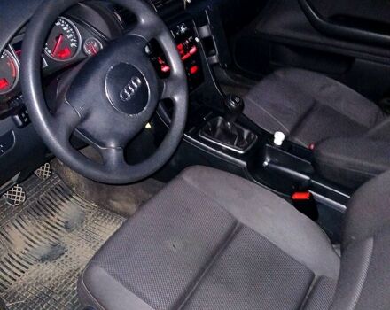 Чорний Ауді А4, об'ємом двигуна 2 л та пробігом 266 тис. км за 4800 $, фото 3 на Automoto.ua