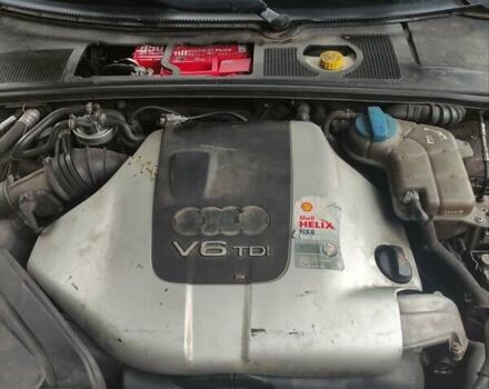 Чорний Ауді А4, об'ємом двигуна 2.5 л та пробігом 400 тис. км за 3500 $, фото 16 на Automoto.ua