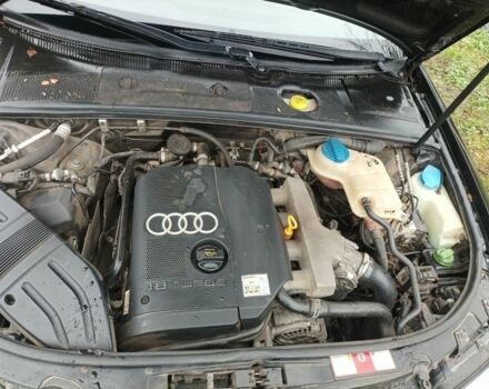 Чорний Ауді А4, об'ємом двигуна 1.8 л та пробігом 278 тис. км за 5500 $, фото 5 на Automoto.ua