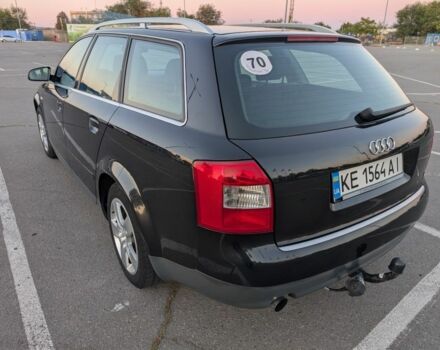 Черный Ауди А4, объемом двигателя 2 л и пробегом 252 тыс. км за 4300 $, фото 5 на Automoto.ua