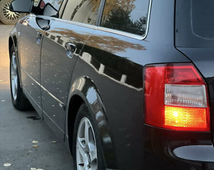 Ауди А4 2003 в Ивано-Франковске на Automoto.ua Черный Ауди А4, объемом двигателя 1.9 л и пробегом 320 тыс. км за 4850 $, фото 9 на Automoto.ua