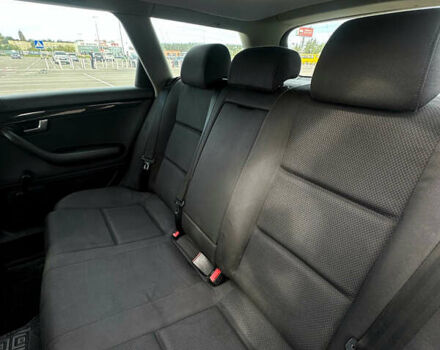 Черный Ауди А4, объемом двигателя 1.98 л и пробегом 272 тыс. км за 5000 $, фото 6 на Automoto.ua