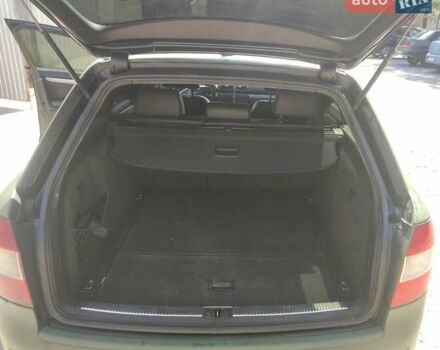 Чорний Ауді А4, об'ємом двигуна 2.5 л та пробігом 400 тис. км за 3500 $, фото 10 на Automoto.ua