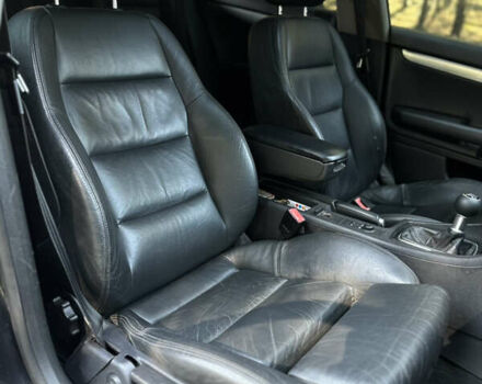 Черный Ауди А4, объемом двигателя 2.5 л и пробегом 378 тыс. км за 5500 $, фото 11 на Automoto.ua