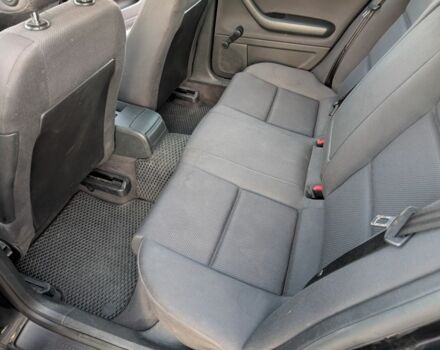 Черный Ауди А4, объемом двигателя 2 л и пробегом 252 тыс. км за 4300 $, фото 19 на Automoto.ua