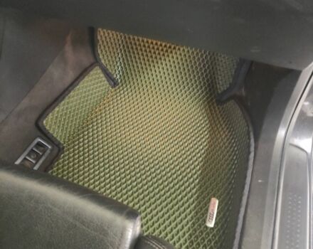 Черный Ауди А4, объемом двигателя 2.5 л и пробегом 398 тыс. км за 3600 $, фото 9 на Automoto.ua