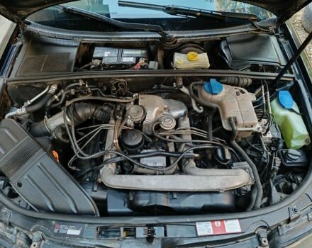 Черный Ауди А4, объемом двигателя 0 л и пробегом 340 тыс. км за 3500 $, фото 7 на Automoto.ua