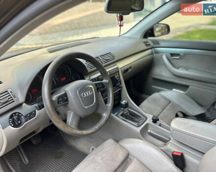 Чорний Ауді А4, об'ємом двигуна 2 л та пробігом 395 тис. км за 5950 $, фото 25 на Automoto.ua