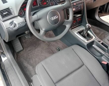 Черный Ауди А4, объемом двигателя 1.6 л и пробегом 258 тыс. км за 6200 $, фото 4 на Automoto.ua