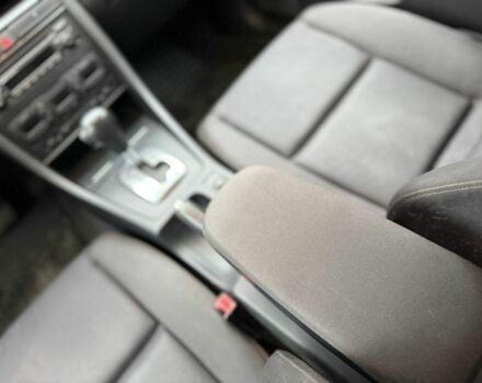 Черный Ауди А4, объемом двигателя 1.9 л и пробегом 300 тыс. км за 2850 $, фото 7 на Automoto.ua