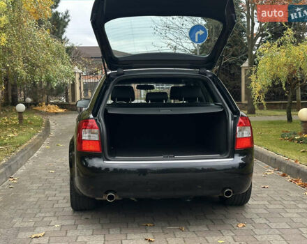 Ауді А4 2004 у Сарнах на Automoto.ua Чорний Ауді А4, об'ємом двигуна 1.8 л та пробігом 221 тис. км за 5950 $, фото 29 на Automoto.ua