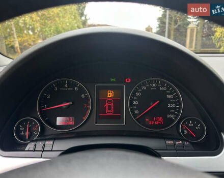 Ауді А4 2004 у Сарнах на Automoto.ua Чорний Ауді А4, об'ємом двигуна 1.8 л та пробігом 221 тис. км за 5950 $, фото 68 на Automoto.ua