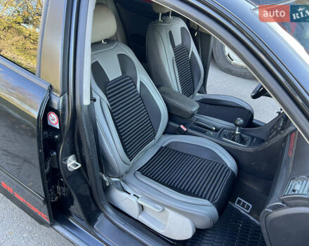 Чорний Ауді А4, об'ємом двигуна 1.9 л та пробігом 300 тис. км за 3799 $, фото 6 на Automoto.ua
