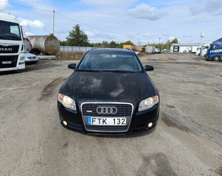 Черный Ауди А4, объемом двигателя 2 л и пробегом 305 тыс. км за 1650 $, фото 3 на Automoto.ua