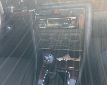 Чорний Ауді А4, об'ємом двигуна 1.97 л та пробігом 320 тис. км за 4900 $, фото 4 на Automoto.ua