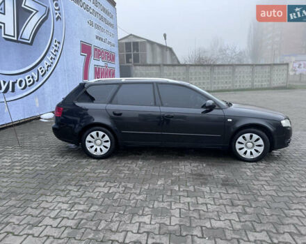 Черный Ауди А4, объемом двигателя 2 л и пробегом 273 тыс. км за 6898 $, фото 5 на Automoto.ua