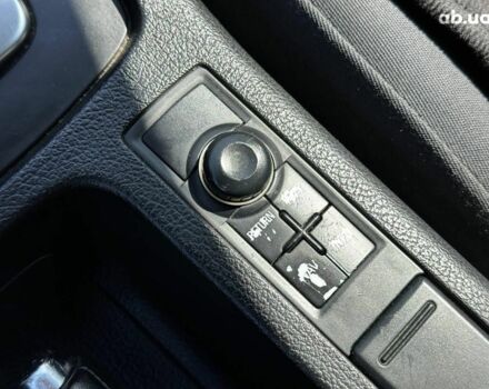 Черный Ауди А4, объемом двигателя 2 л и пробегом 318 тыс. км за 6940 $, фото 19 на Automoto.ua